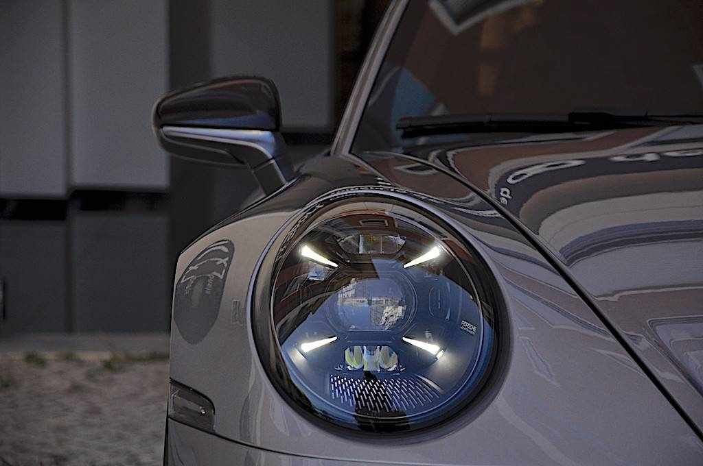 porsche-911-2023-gasolina-3996cc