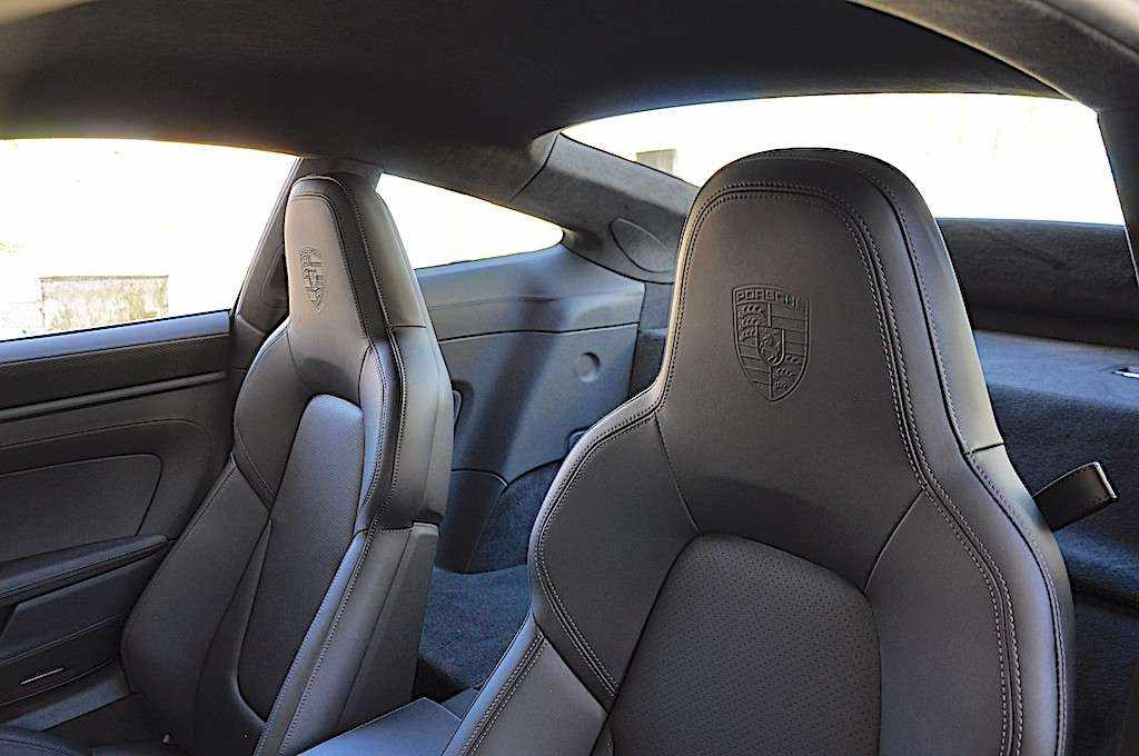 porsche-911-2023-gasolina-3996cc