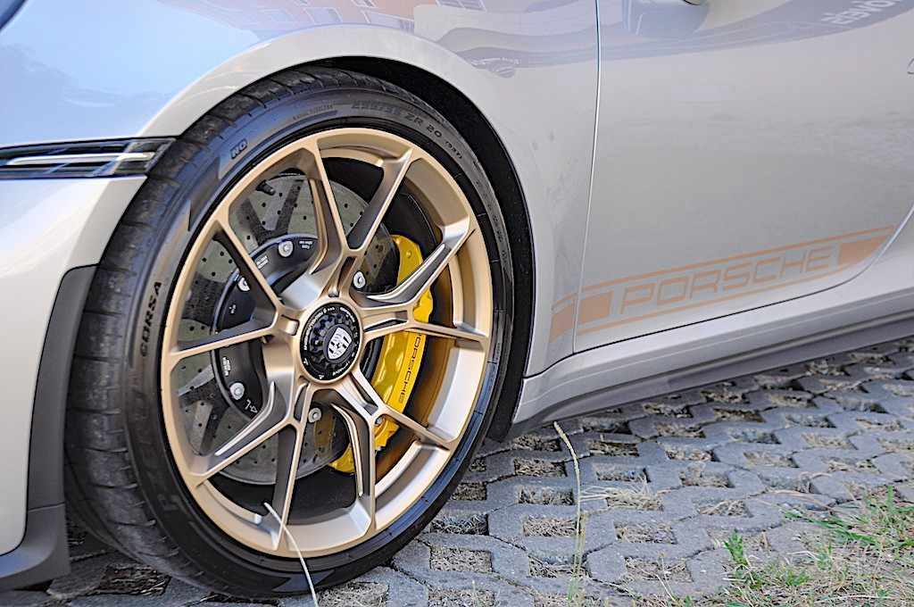 porsche-911-2023-gasolina-3996cc