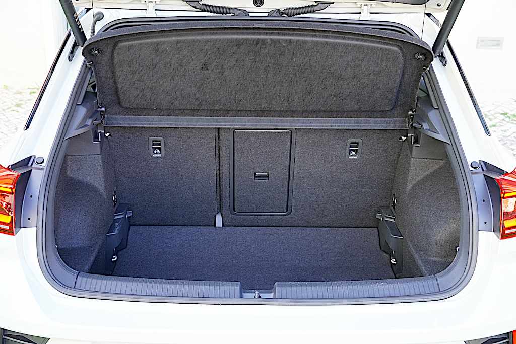 volkswagen-t-roc-2-0-tdi-2024-diesel-1968cc