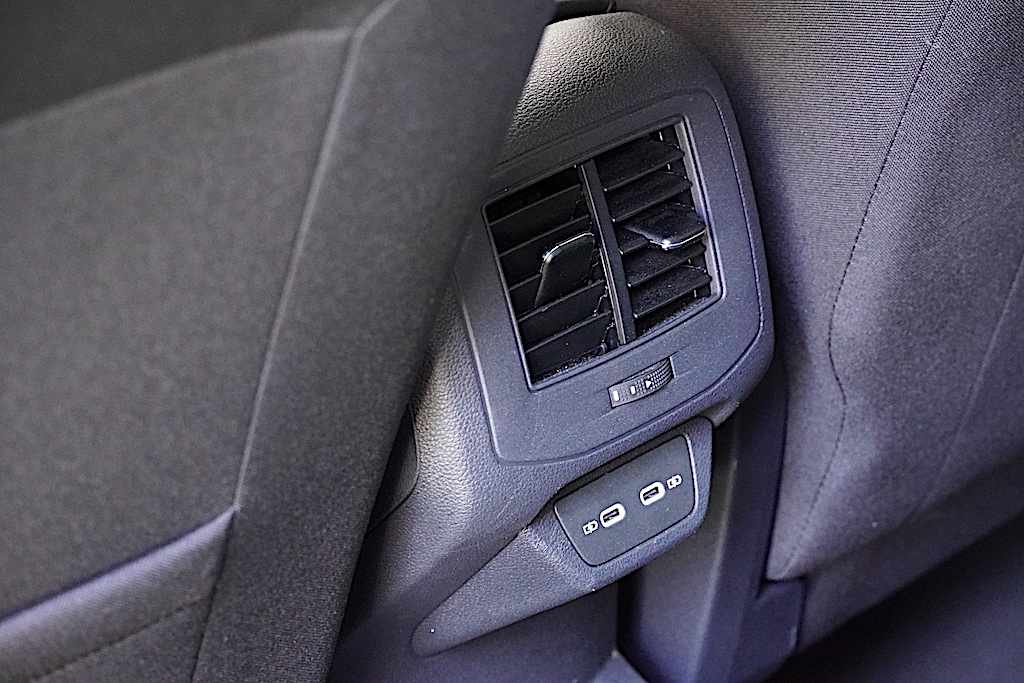 volkswagen-t-roc-2-0-tdi-2024-diesel-1968cc