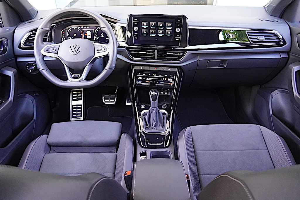 volkswagen-t-roc-2-0-tdi-2024-diesel-1968cc