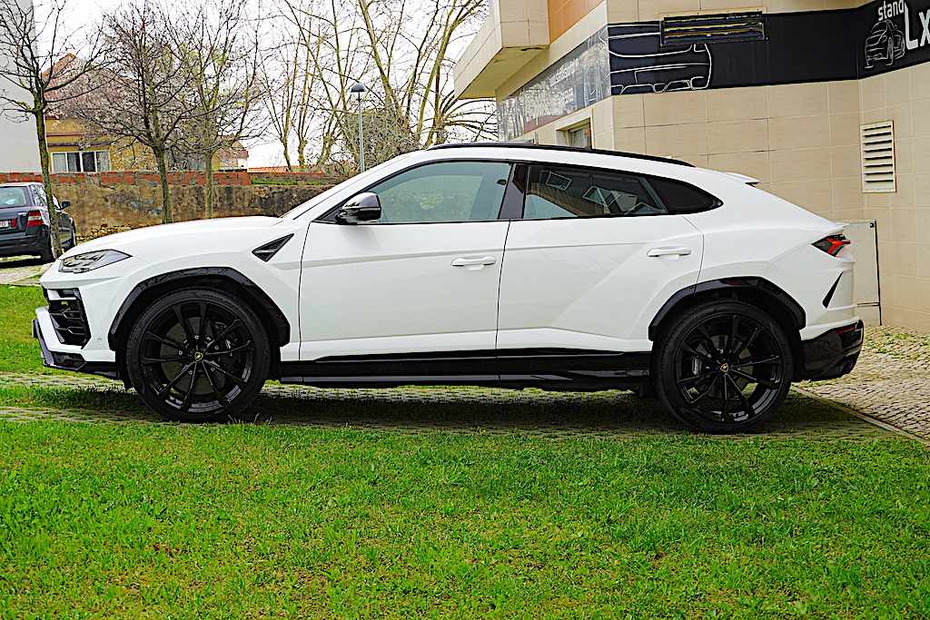 lamborghini-urus-performante-2023-gasolina-3996cc