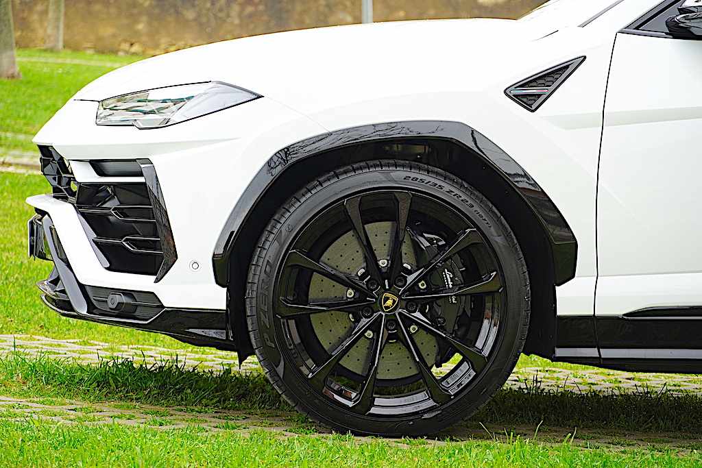 lamborghini-urus-performante-2023-gasolina-3996cc