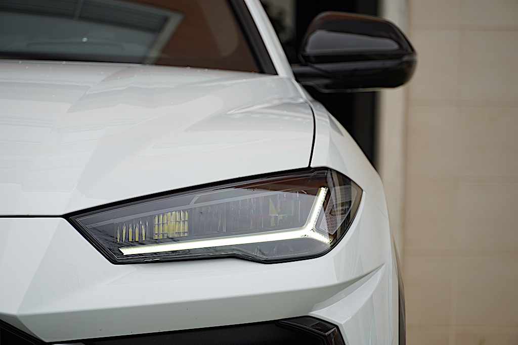lamborghini-urus-performante-2023-gasolina-3996cc