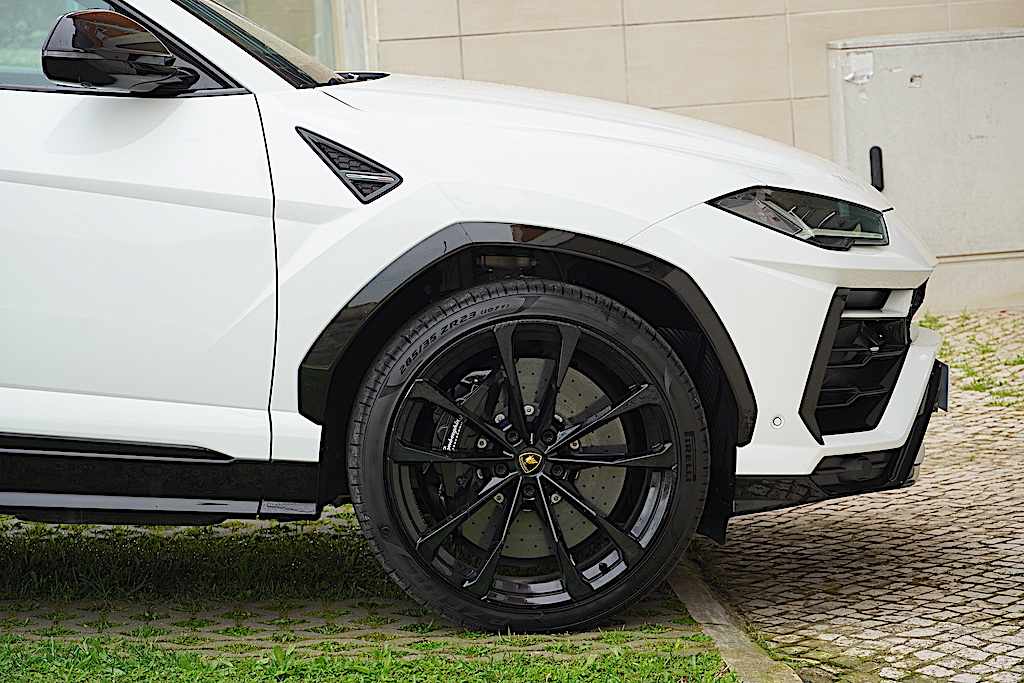 lamborghini-urus-performante-2023-gasolina-3996cc