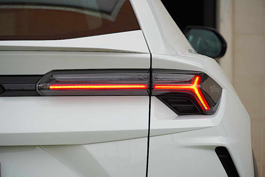 lamborghini-urus-performante-2023-gasolina-3996cc