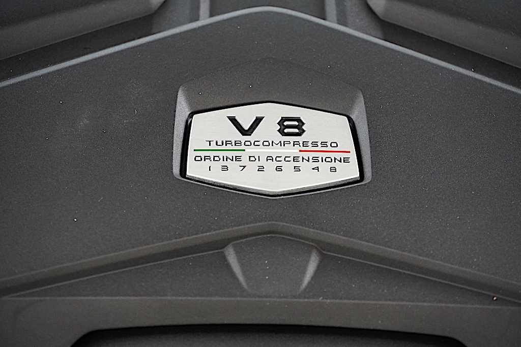 lamborghini-urus-performante-2023-gasolina-3996cc