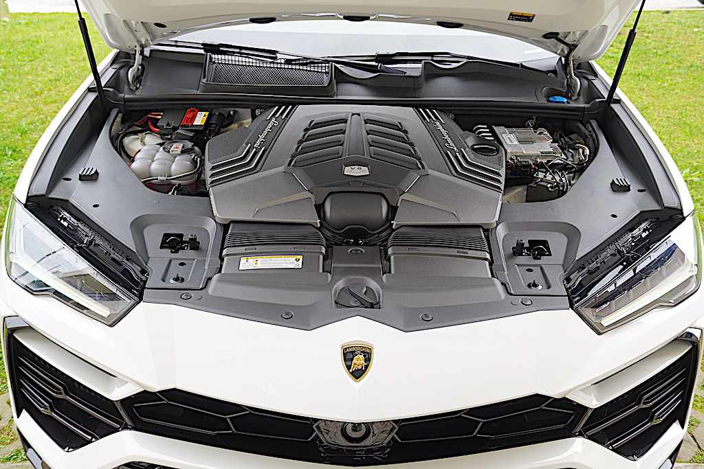 lamborghini-urus-performante-2023-gasolina-3996cc