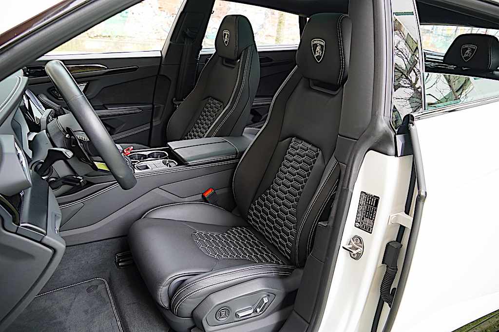 lamborghini-urus-performante-2023-gasolina-3996cc