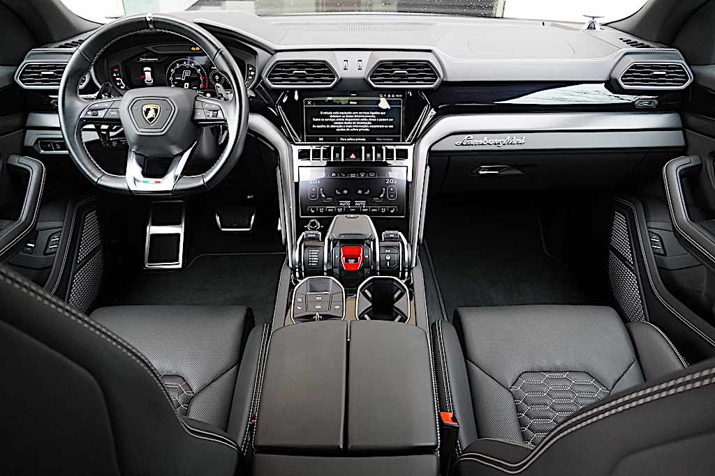 lamborghini-urus-performante-2023-gasolina-3996cc