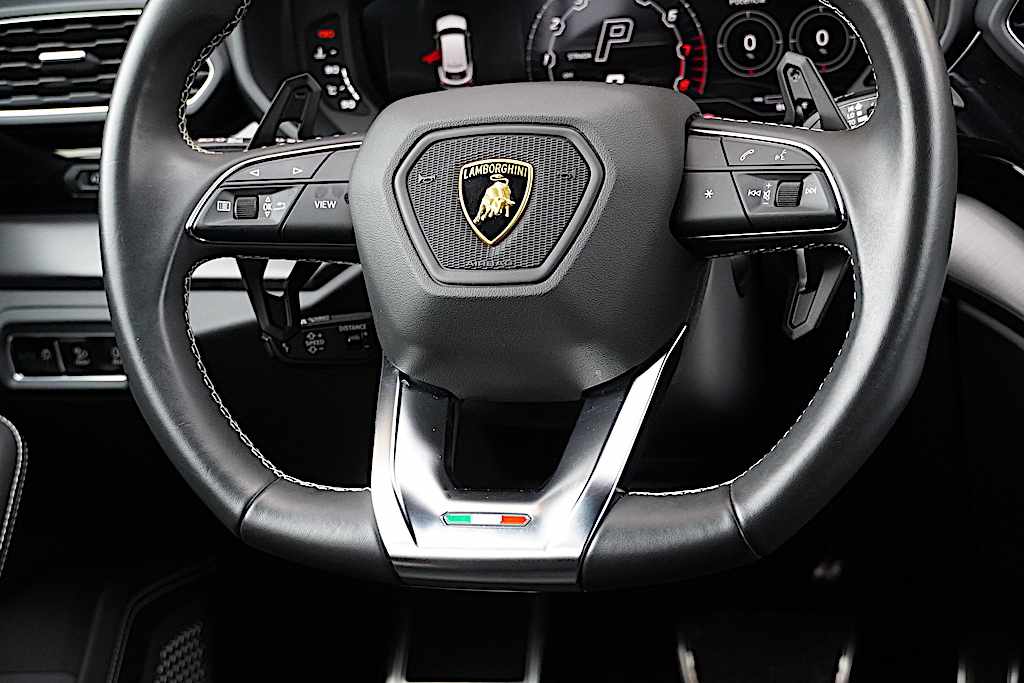 lamborghini-urus-performante-2023-gasolina-3996cc