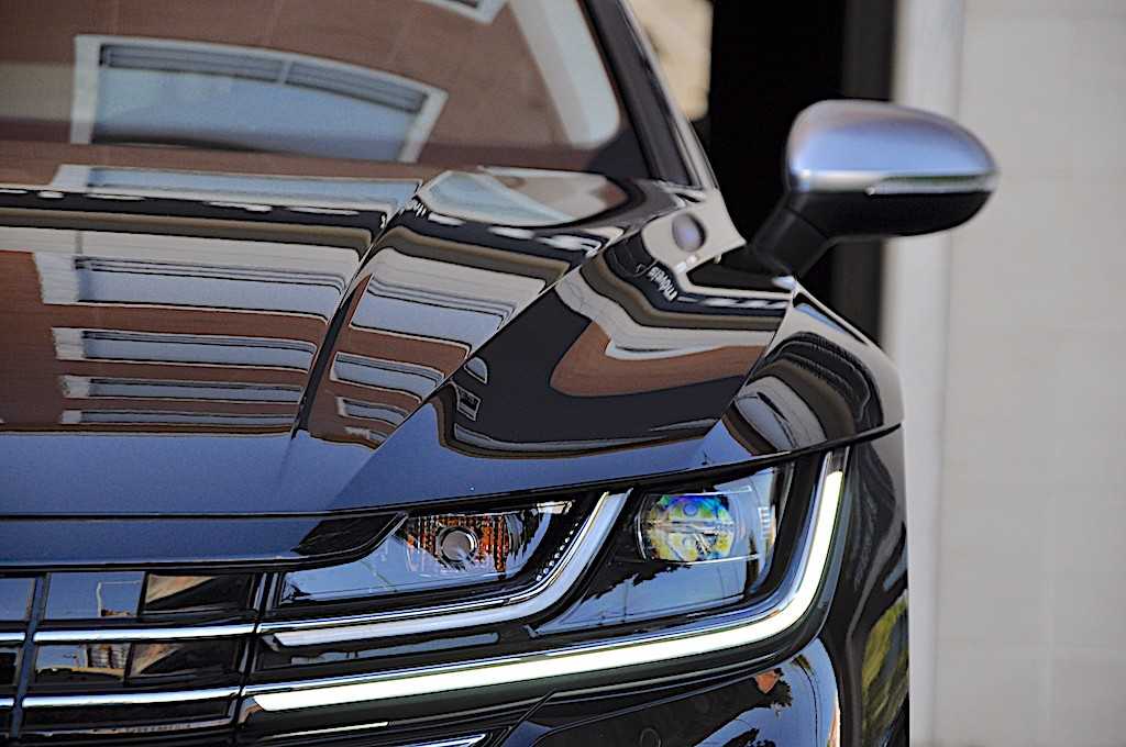 volkswagen-arteon-2022-hibrido-a-gasolina-1395cc