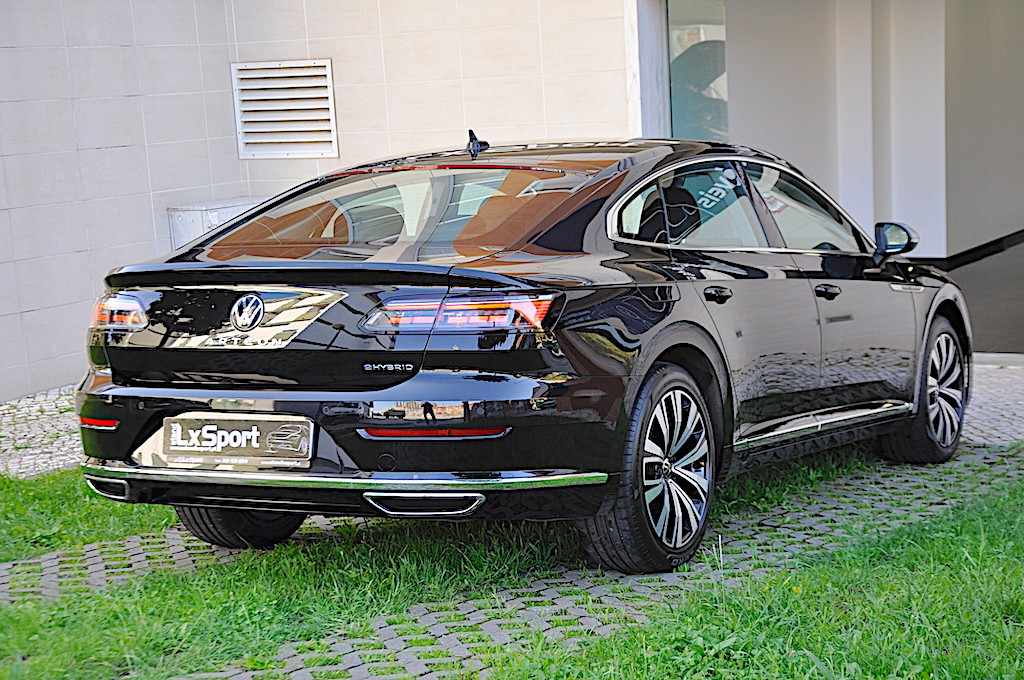 volkswagen-arteon-2022-hibrido-a-gasolina-1395cc