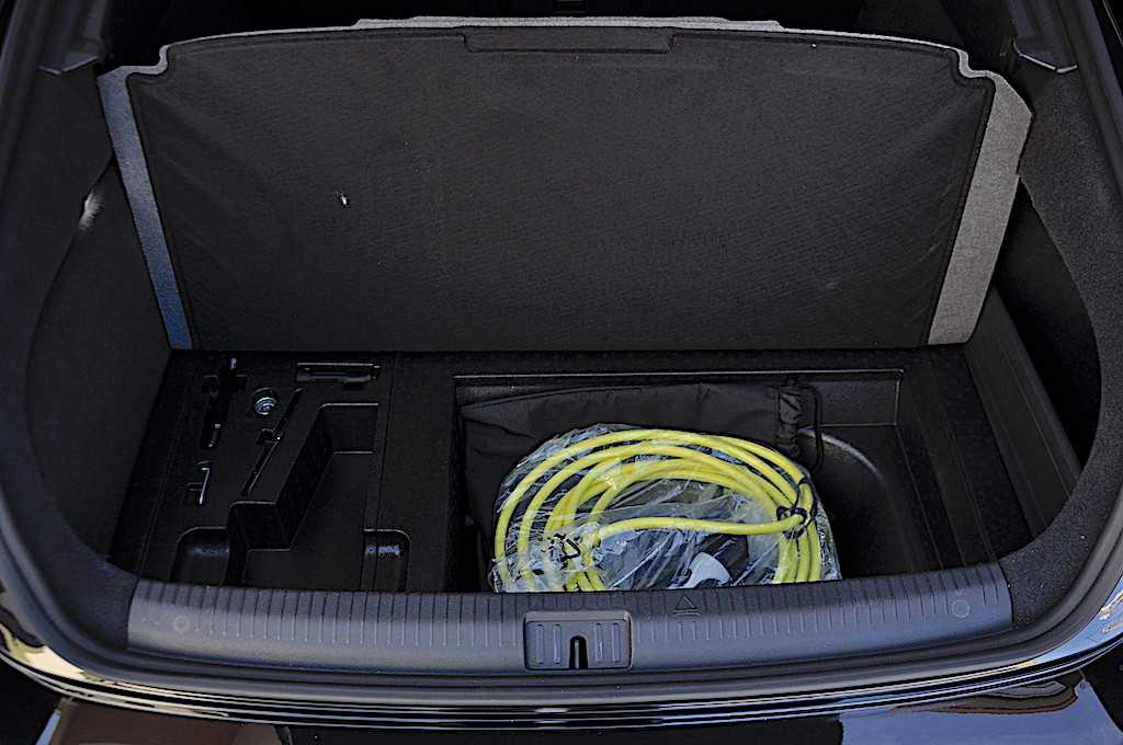 volkswagen-arteon-2022-hibrido-a-gasolina-1395cc