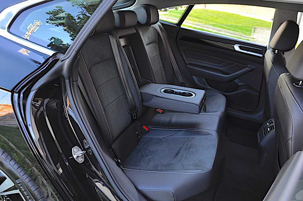 volkswagen-arteon-2022-hibrido-a-gasolina-1395cc