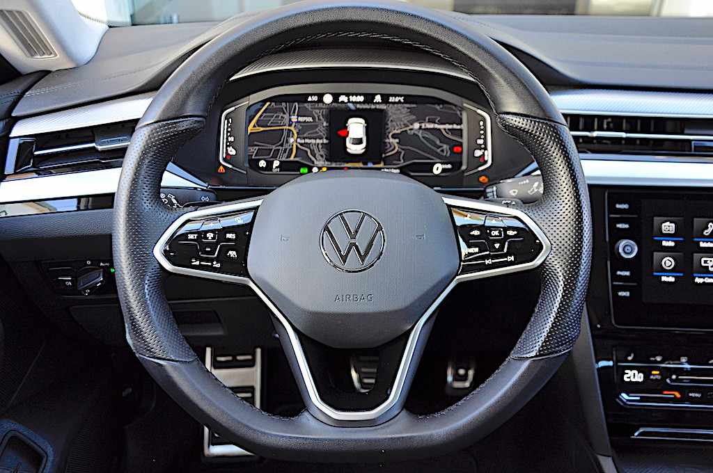 volkswagen-arteon-2022-hibrido-a-gasolina-1395cc