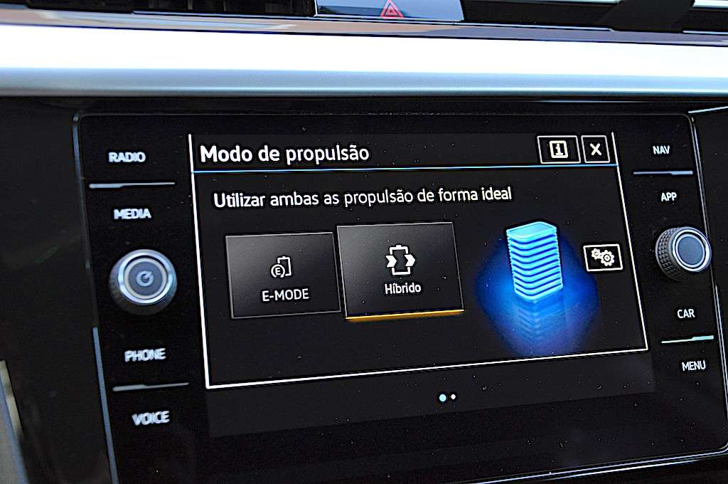 volkswagen-arteon-2022-hibrido-a-gasolina-1395cc