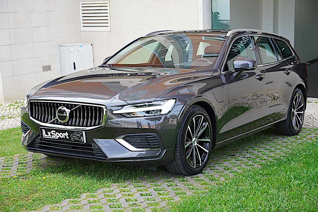 volvo-v60-recharge-2-0-t6-phev-2024-gasolina-1969cc