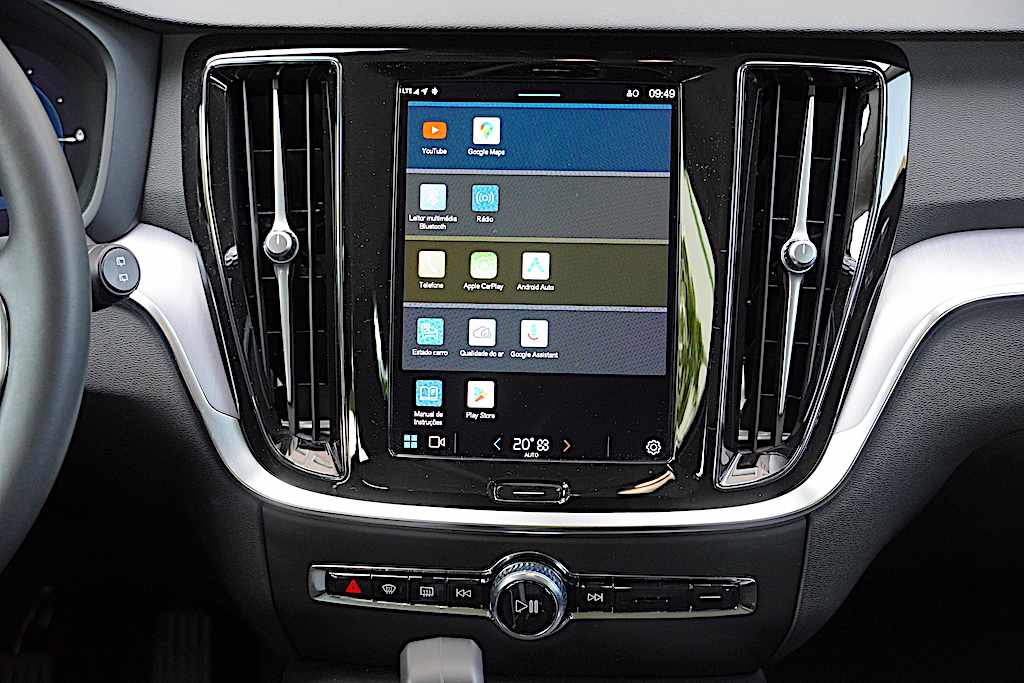 volvo-v60-recharge-2-0-t6-phev-2024-gasolina-1969cc