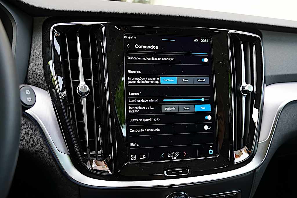 volvo-v60-recharge-2-0-t6-phev-2024-gasolina-1969cc