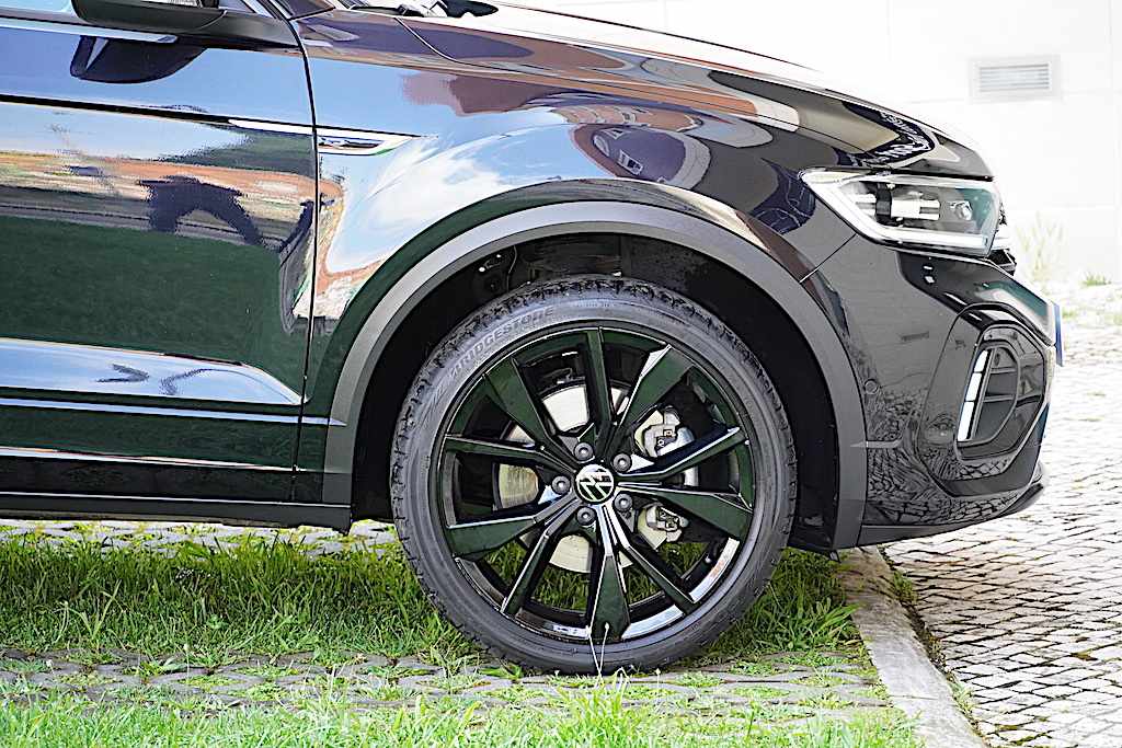volkswagen-t-roc-2-0-tdi-2024-diesel-1968cc