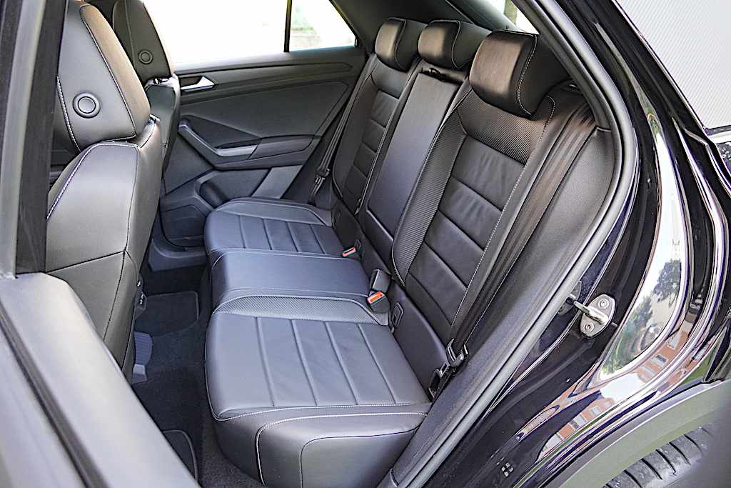 volkswagen-t-roc-2-0-tdi-2024-diesel-1968cc