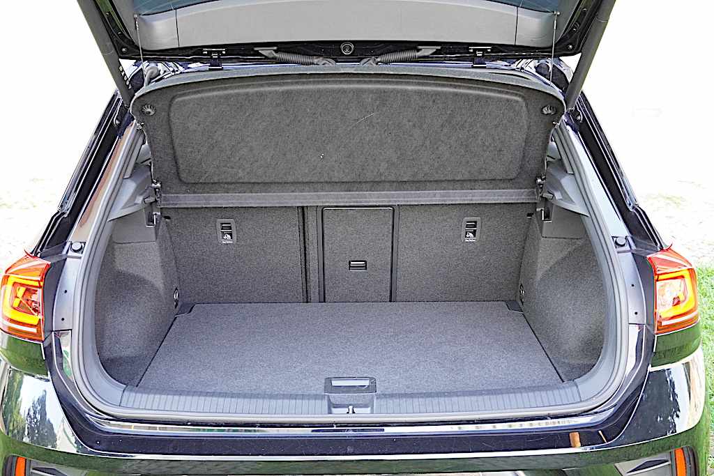 volkswagen-t-roc-2-0-tdi-2024-diesel-1968cc