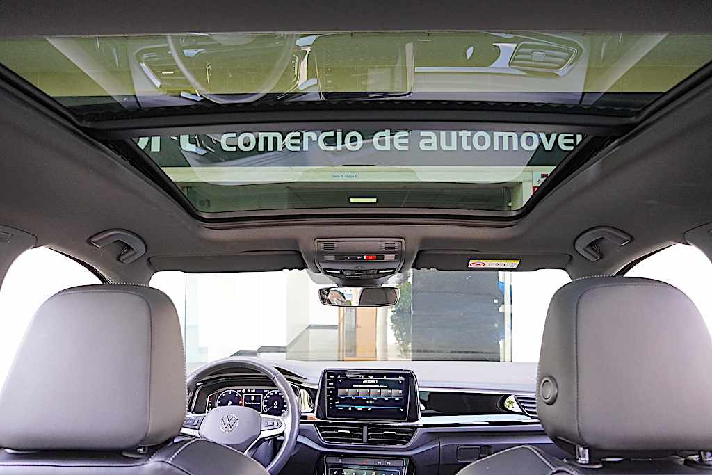 volkswagen-t-roc-2-0-tdi-2024-diesel-1968cc