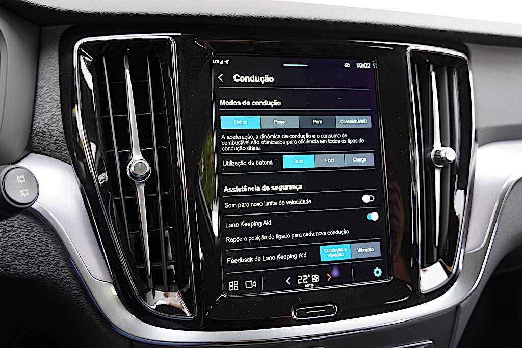 volvo-v60-recharge-2-0-t6-phev-2024-gasolina-1969cc
