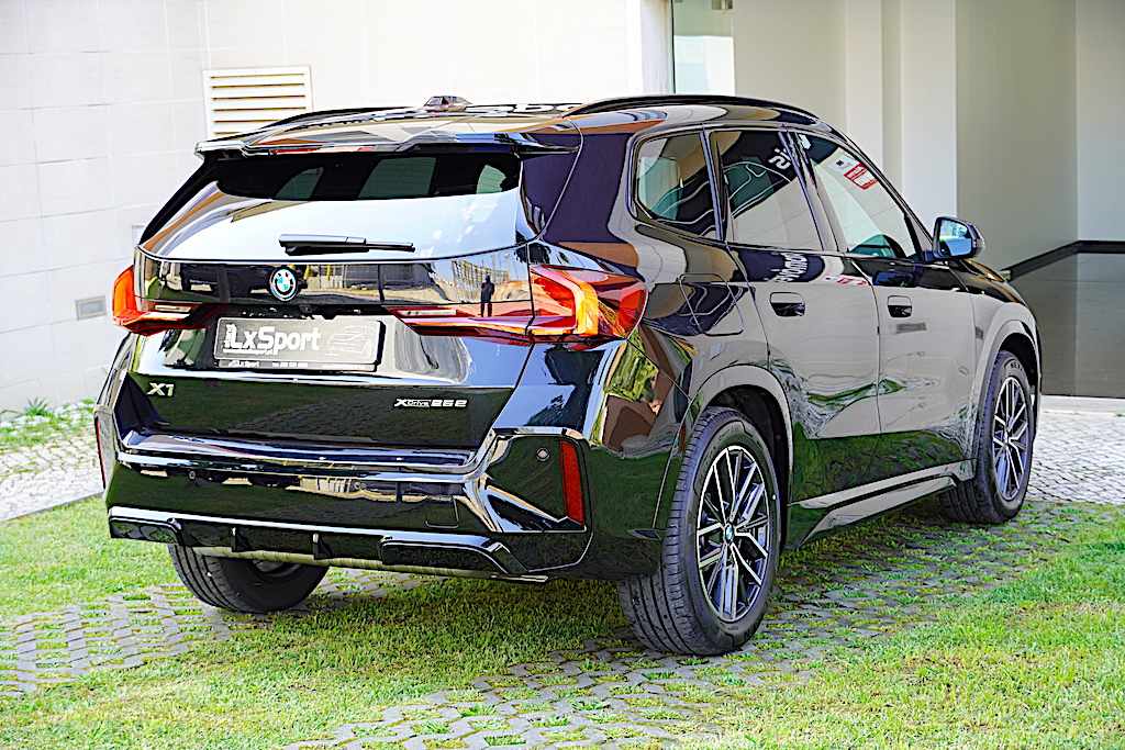 bmw-x1-xdrive25e-2026-gasolina-1499cc