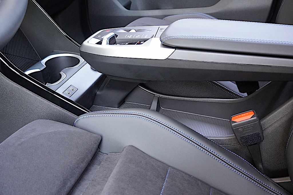bmw-x1-xdrive25e-2026-gasolina-1499cc