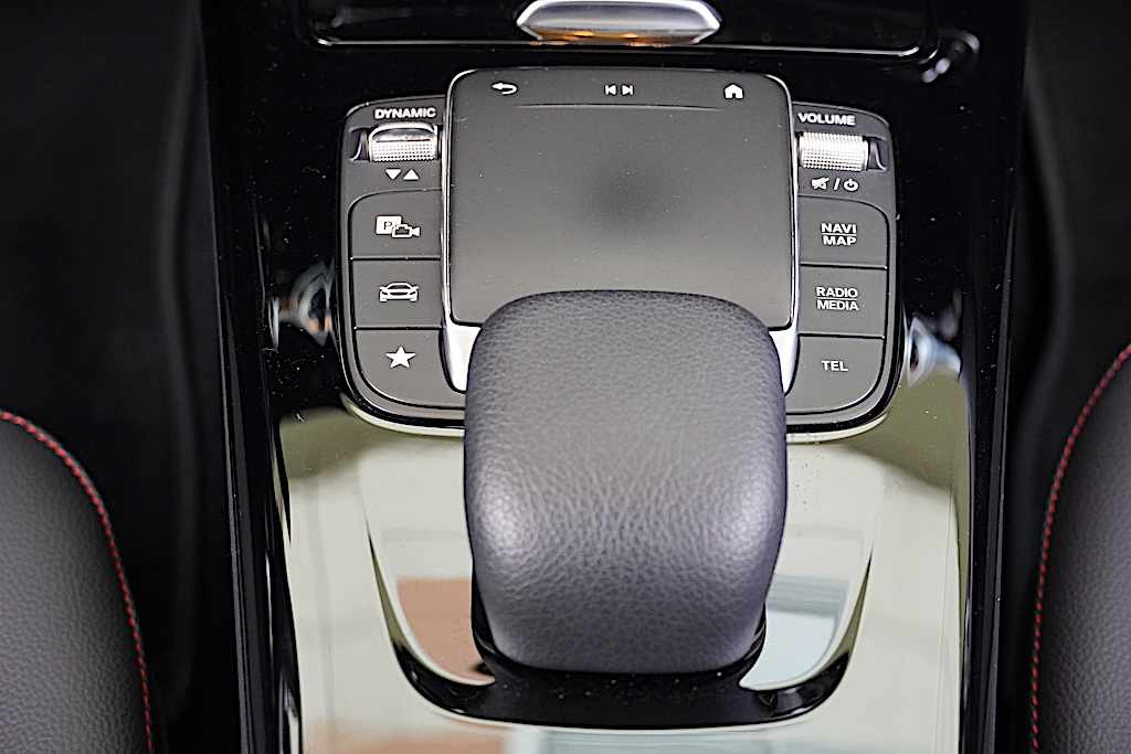 mercedes-benz-classe-a-a-250-e-2020-gasolina-1332cc
