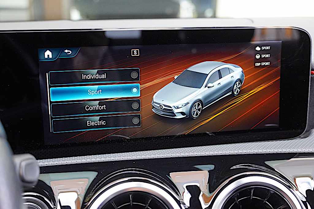 mercedes-benz-classe-a-a-250-e-2020-gasolina-1332cc