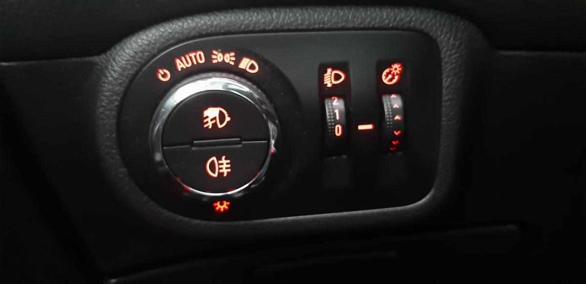 opel-zafira-1-6-cdti-2014-diesel-1598cc
