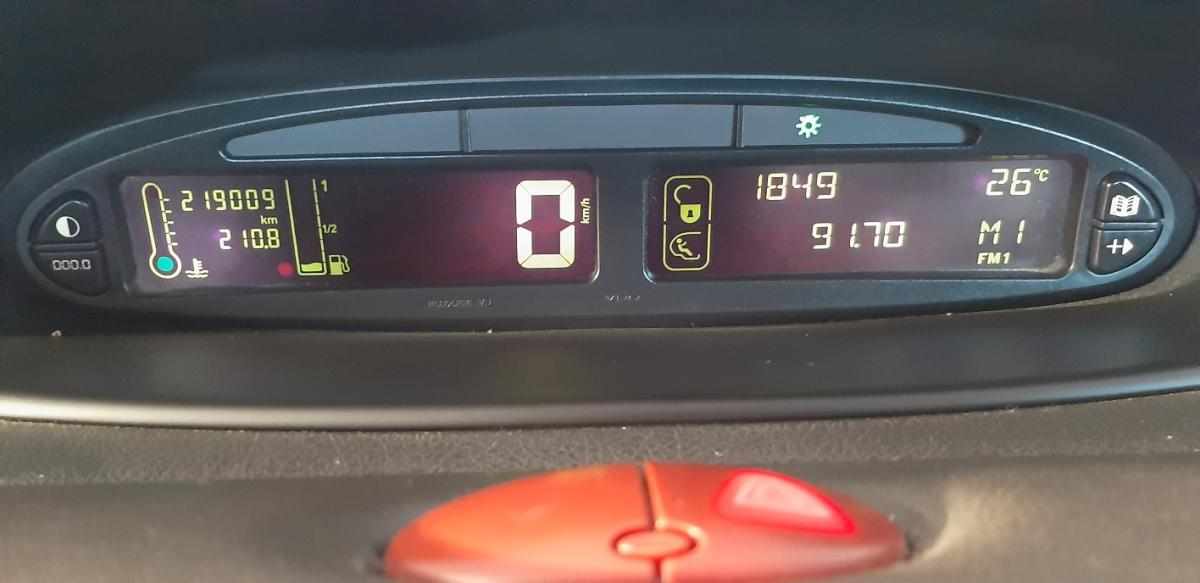 citroen-xsara-picasso-1-6-hdif-2008-diesel-1560cc