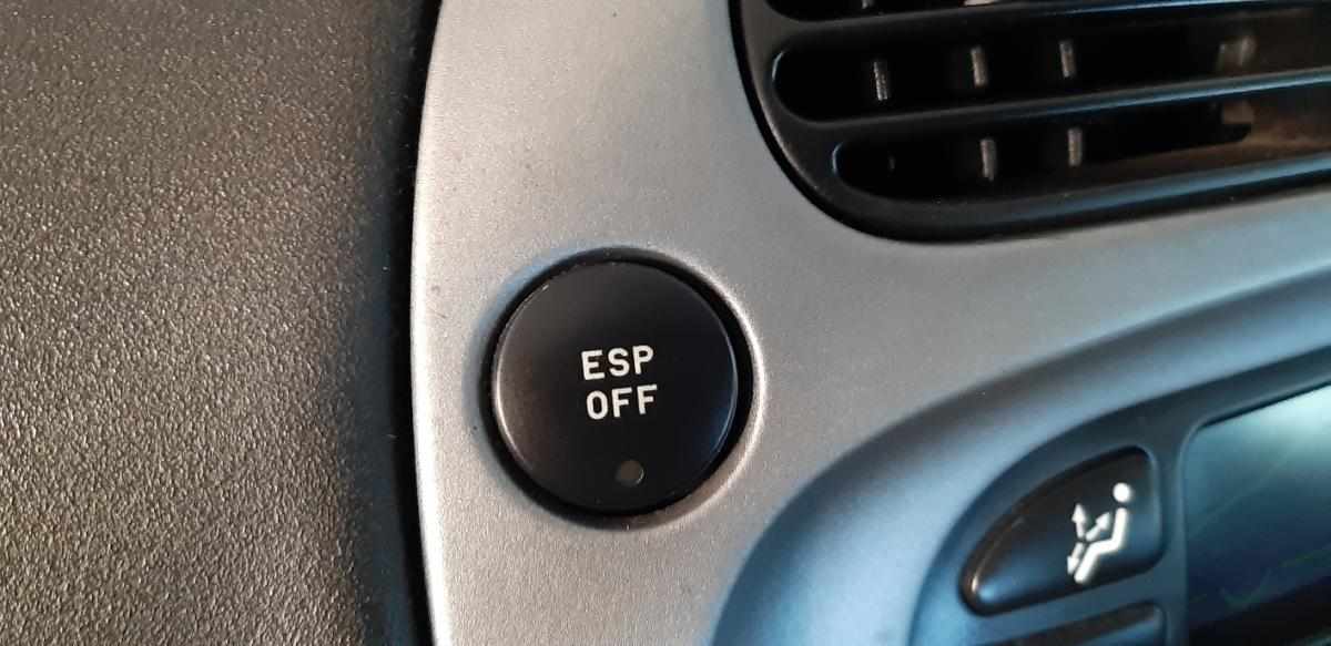 citroen-xsara-picasso-1-6-hdif-2008-diesel-1560cc