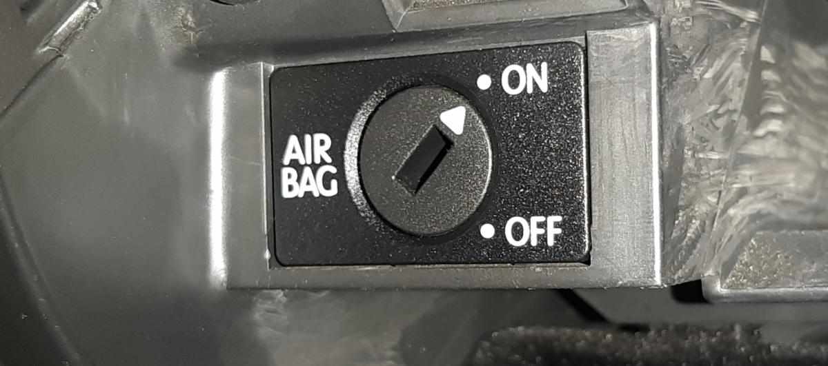 volkswagen-golf-1-6-tdi-2011-diesel-1598cc