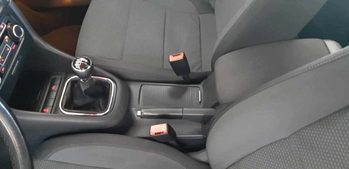 volkswagen-golf-1-6-tdi-2011-diesel-1598cc