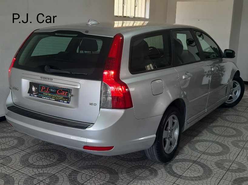 volvo-v50-1-6-d-2008-diesel-1560cc