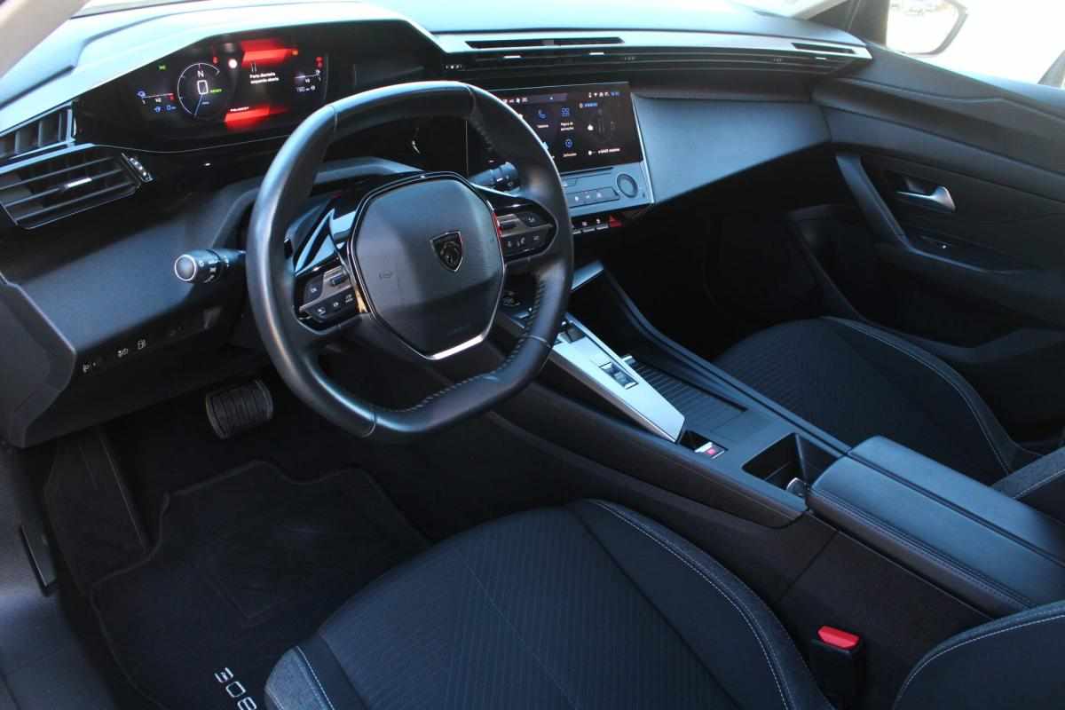 peugeot-308-1-6-hybrid-2022-gasolina-1598cc