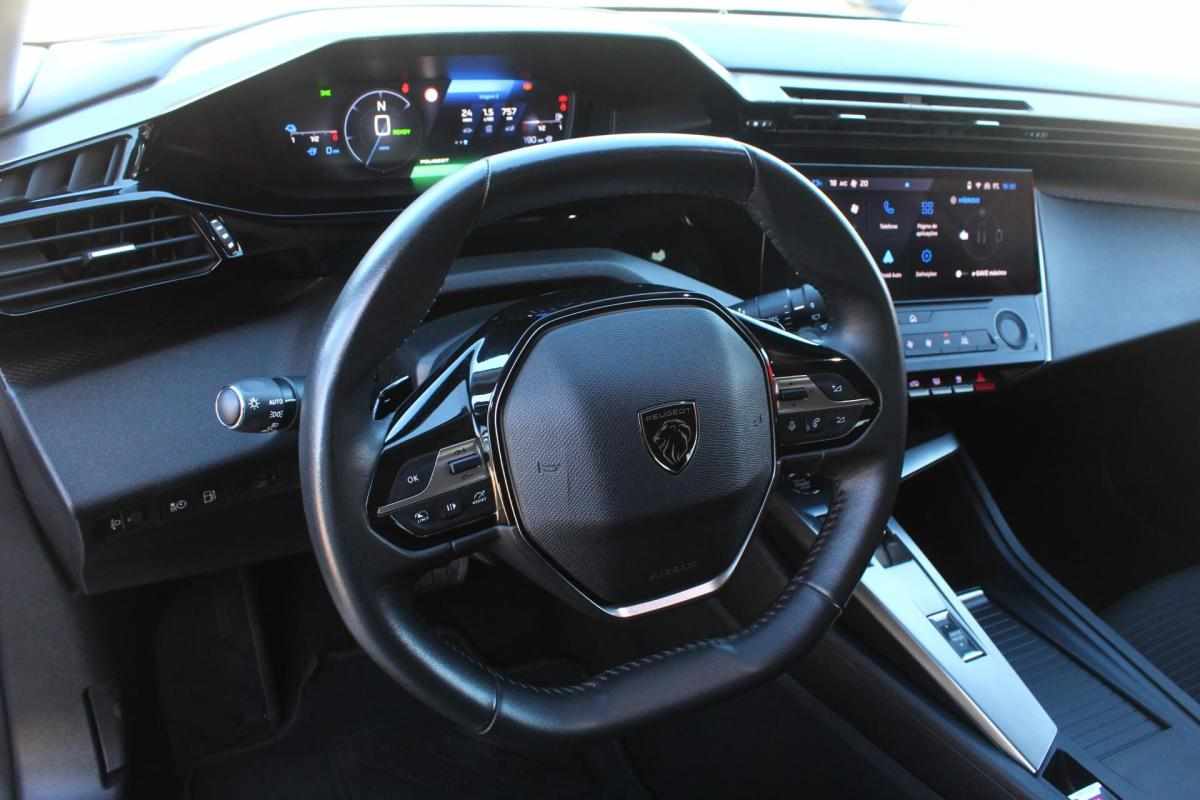 peugeot-308-1-6-hybrid-2022-gasolina-1598cc