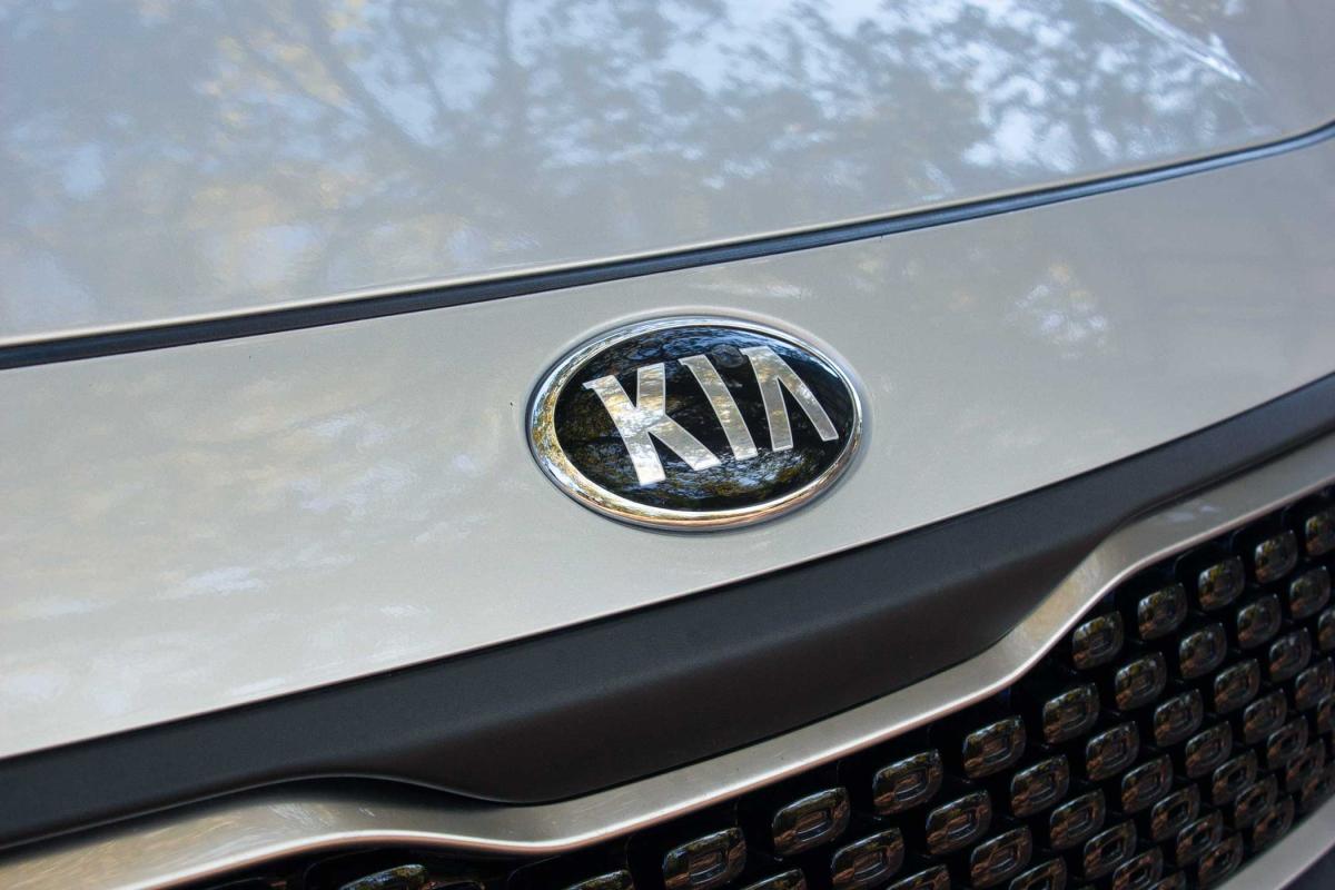kia-e-niro-2018-hibrido-a-gasolina-1580cc