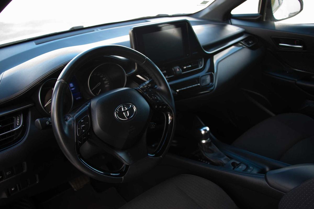 toyota-c-hr-2019-hibrido-a-gasolina-1798cc