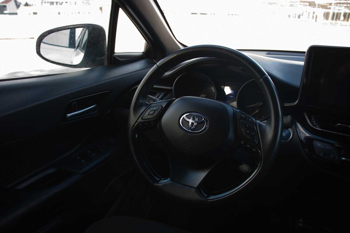 toyota-c-hr-2019-hibrido-a-gasolina-1798cc