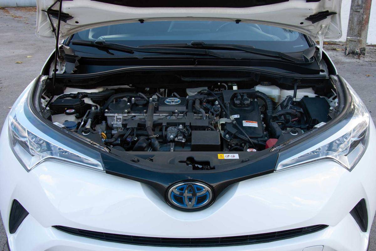 toyota-c-hr-2019-hibrido-a-gasolina-1798cc