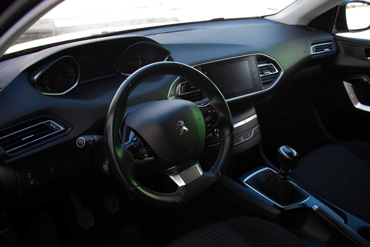 peugeot-308-sw-2020-diesel-1499cc