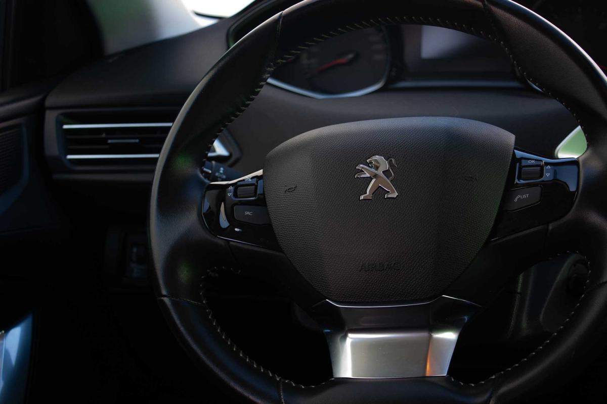 peugeot-308-sw-2020-diesel-1499cc