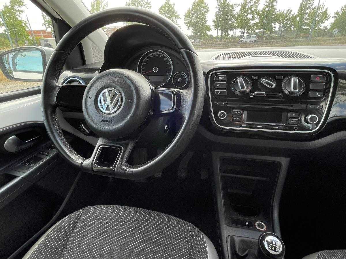 volkswagen-up-2016-gasolina-999cc