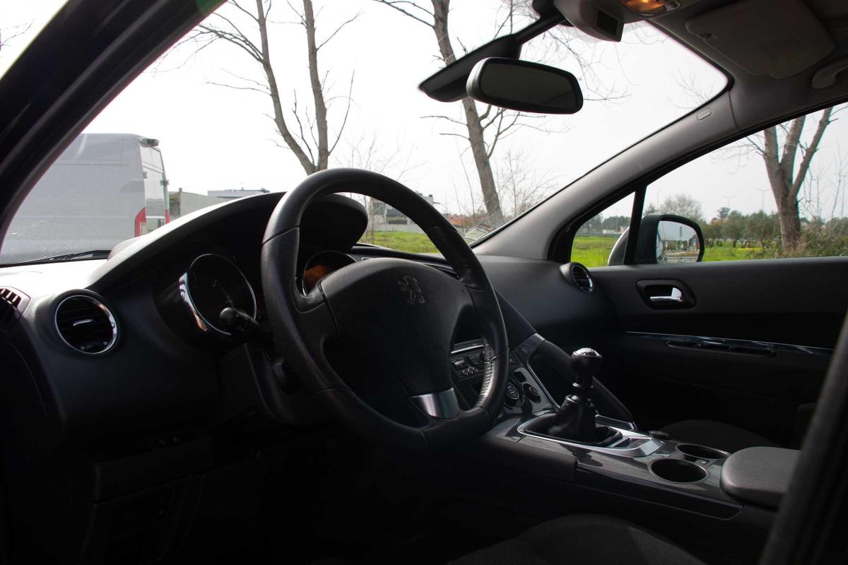 peugeot-3008-2012-diesel-1560cc
